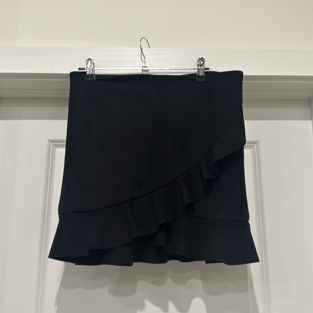 Black skirt